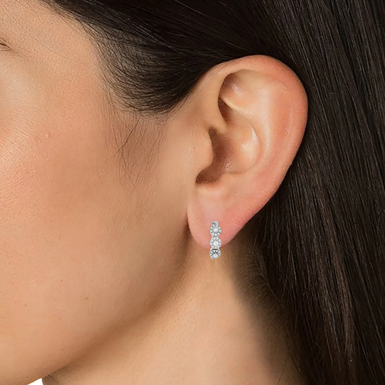 1/6 ctw Round Lab Grown Diamond Huggie Hoop Earrings