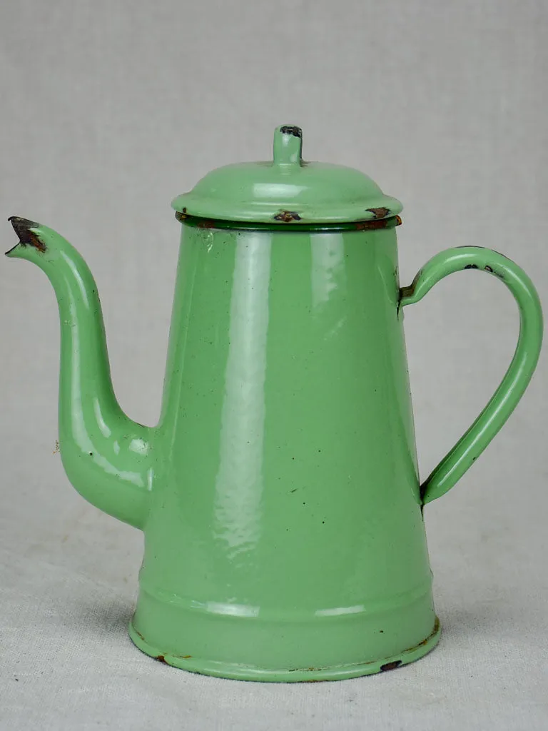 1950's enamel coffee pot - pea green 8¼"