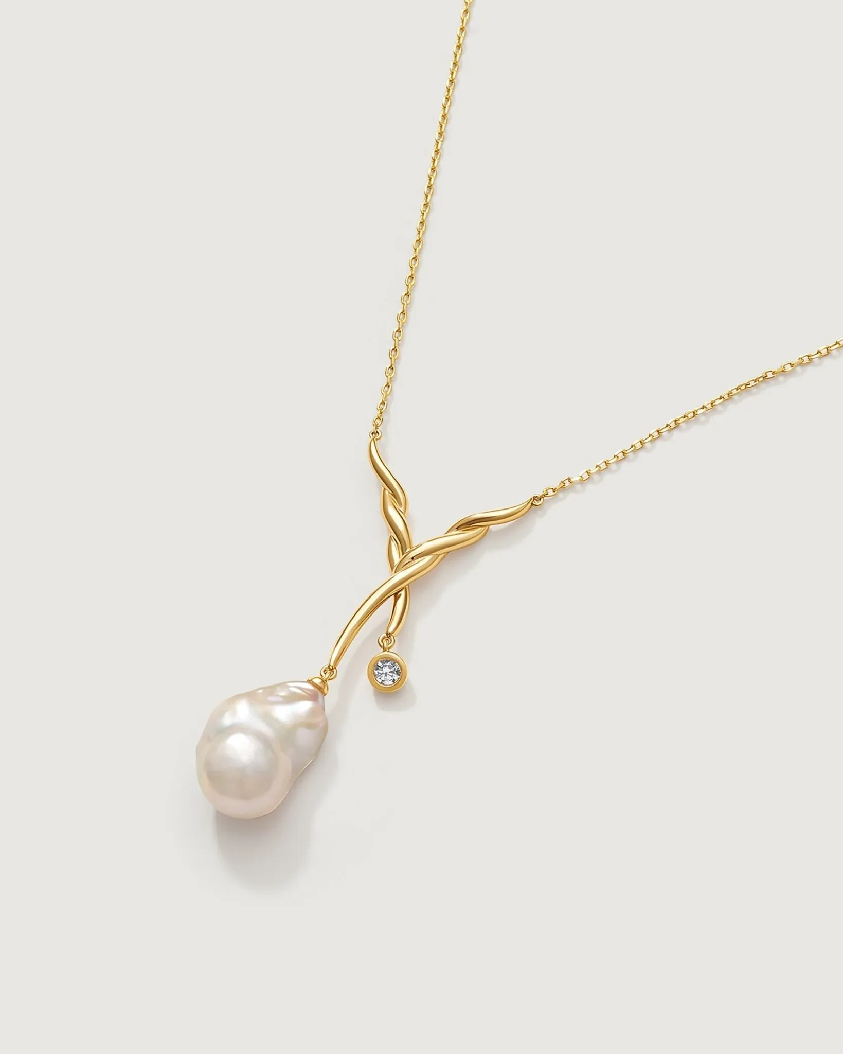 Ballet Pearl Necklace