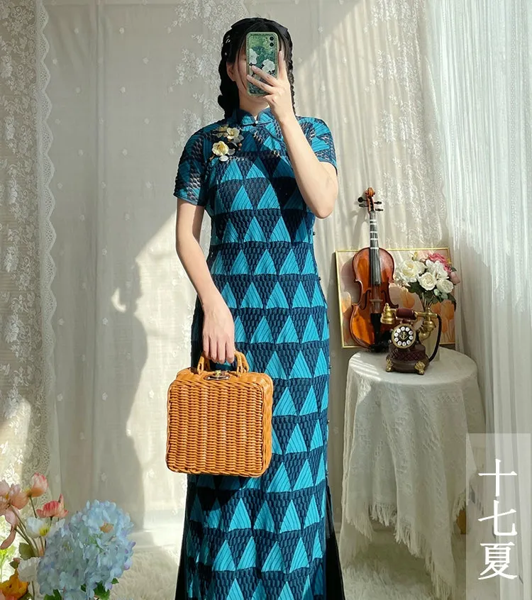 Ban Shan 半山 Half Mountain 1930s Retro Print Short Sleeve Qipao