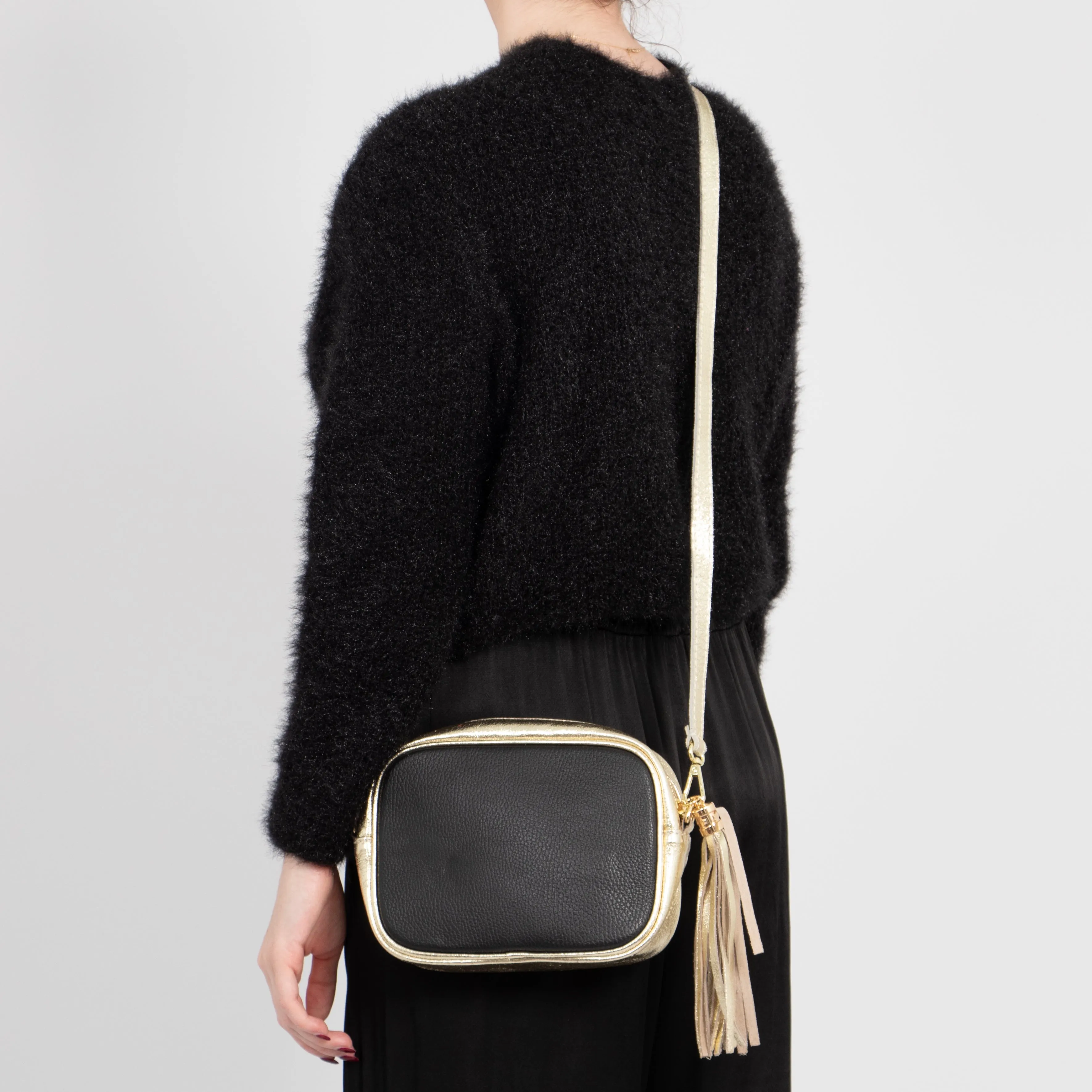 Beau - Italian Leather Crossbody Bag - Black/Gold, Pebbled