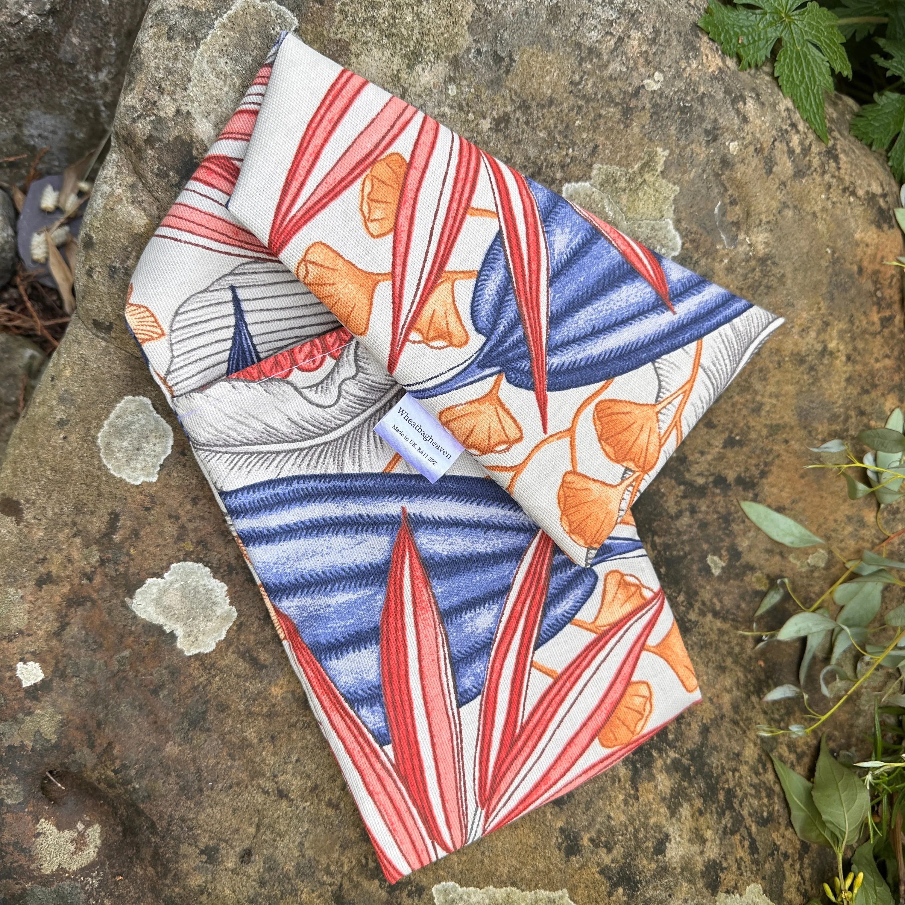Best flax seed eye pillows in Maldives tropical print. Sleep mask relaxation aid