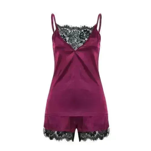 Charming lace lingerie set