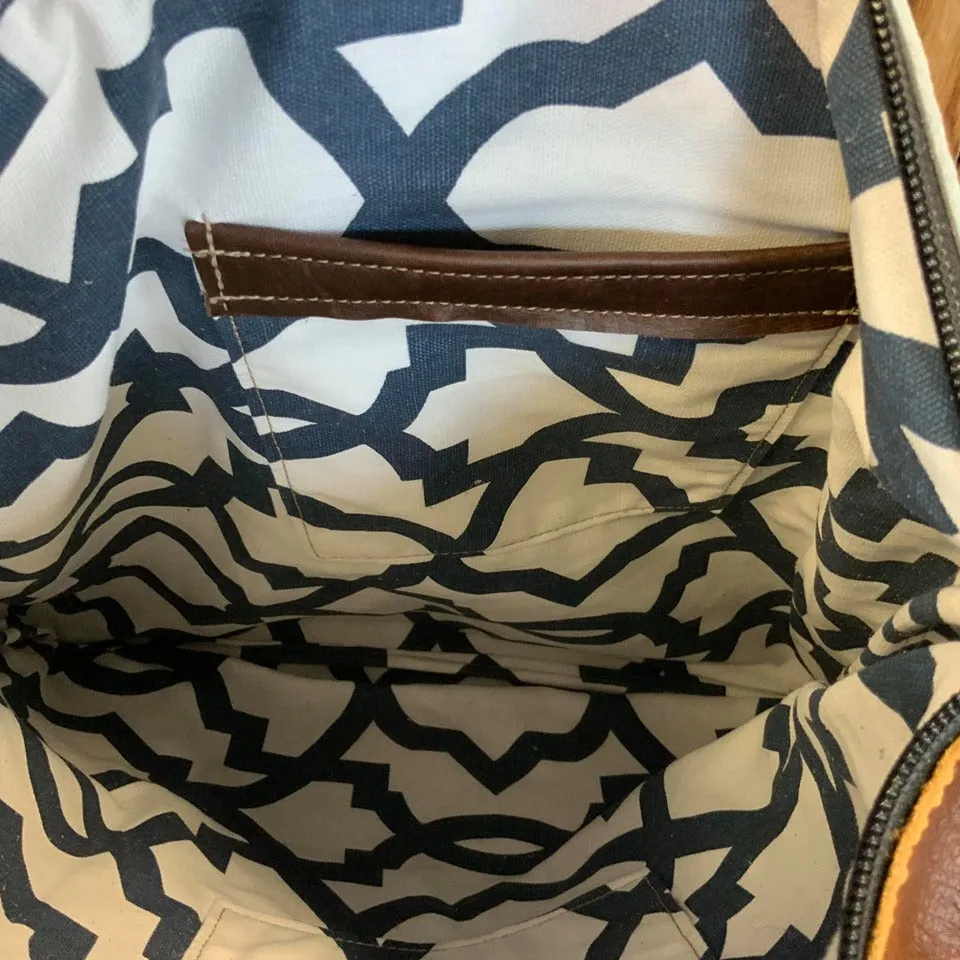 Crossbody Outlaw -  #16109