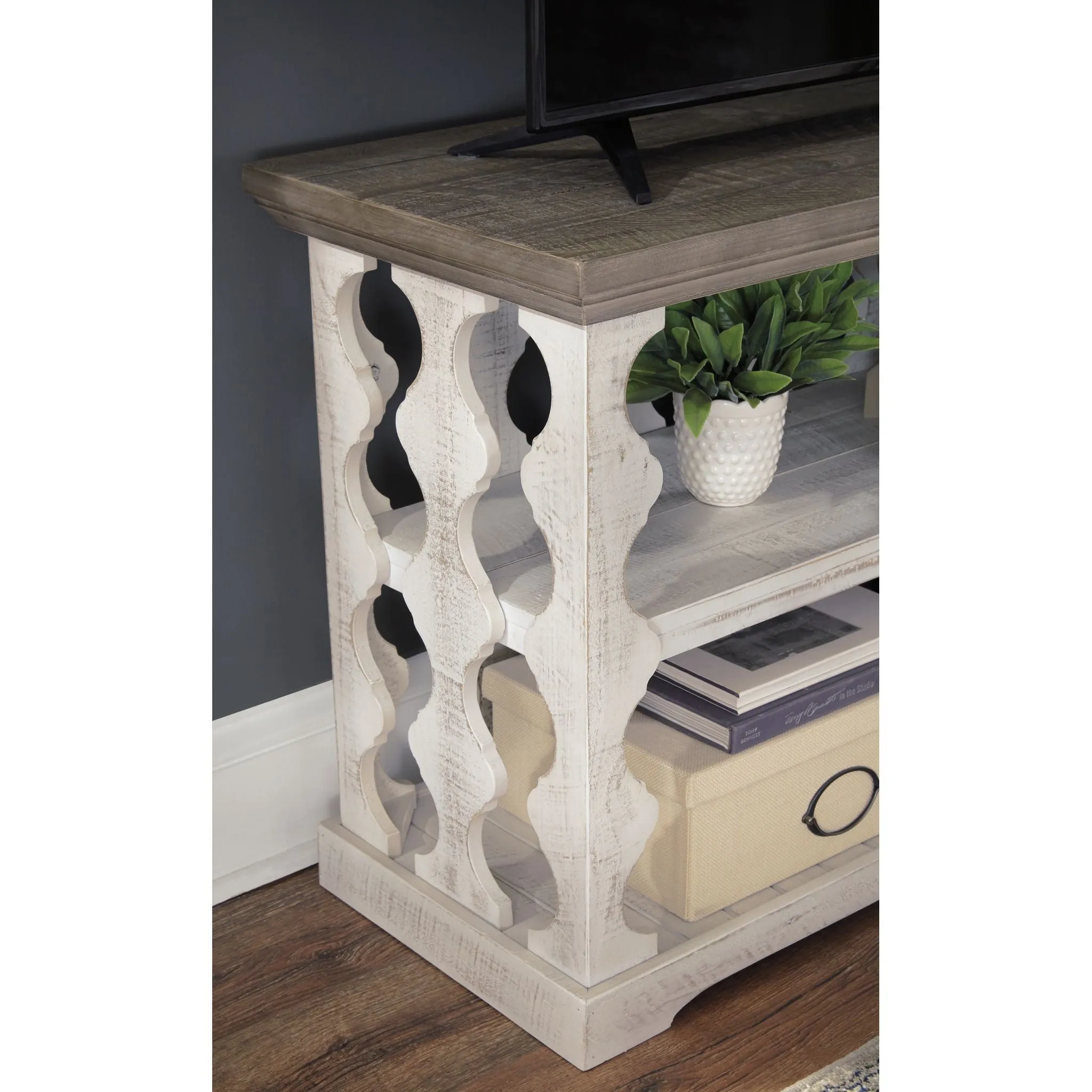 Havalance Sofa Table