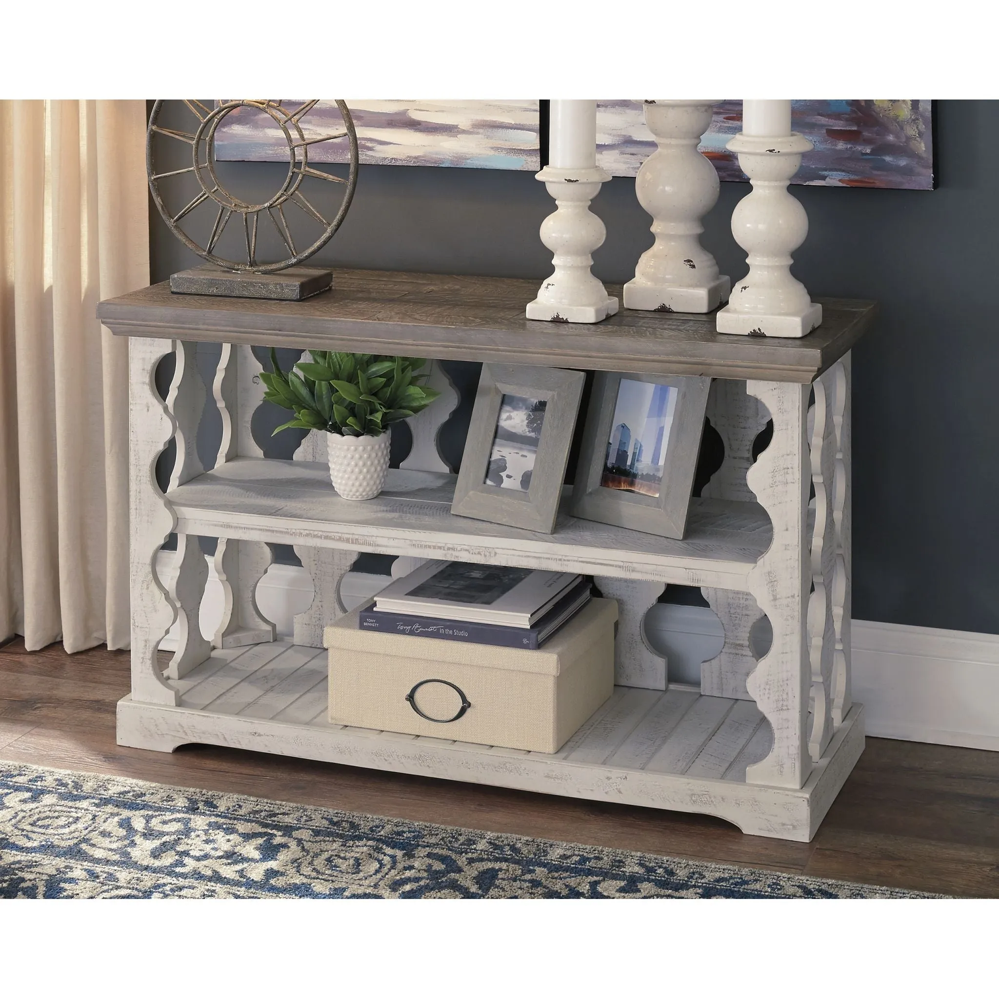 Havalance Sofa Table