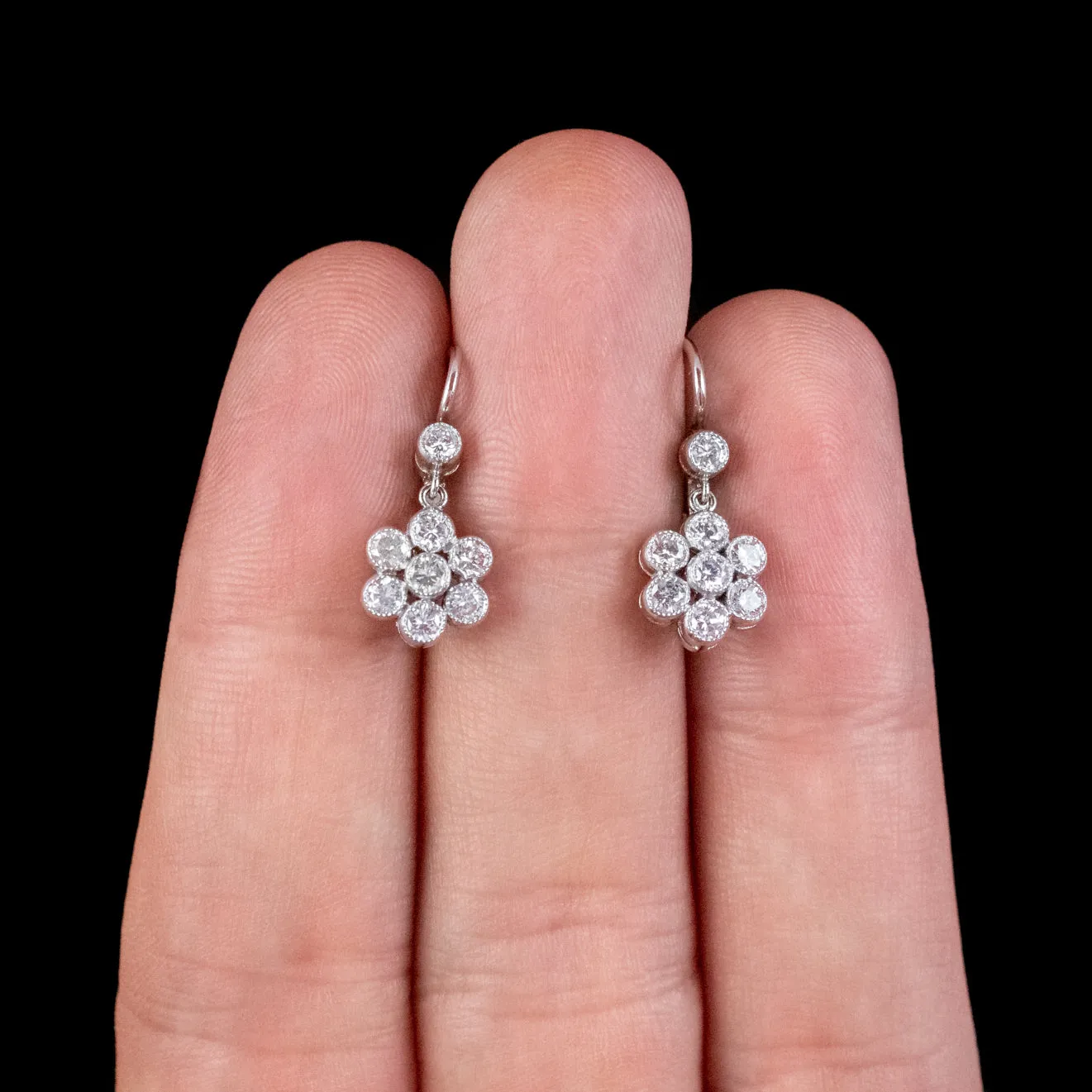 Vintage Diamond Cluster Daisy Earrings 18Ct Gold Platinum 1.60Ct Of Diamond