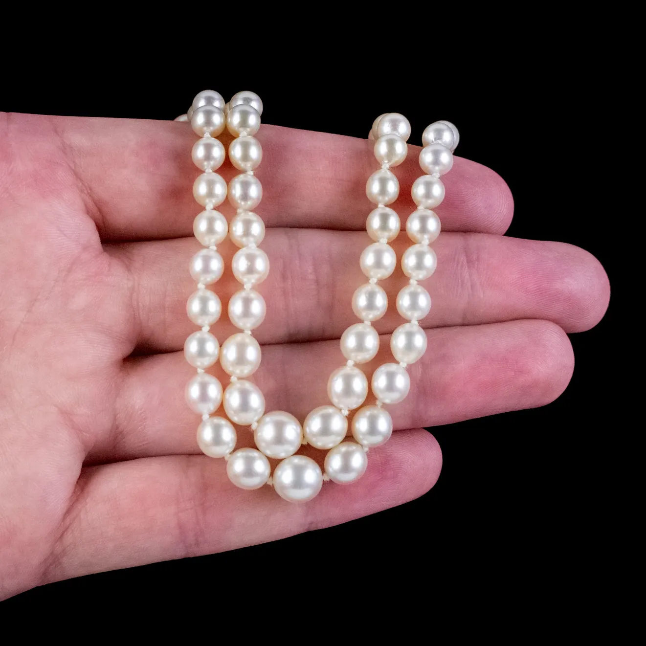 Vintage Pearl Necklace 18ct Gold Clasp Circa 1950
